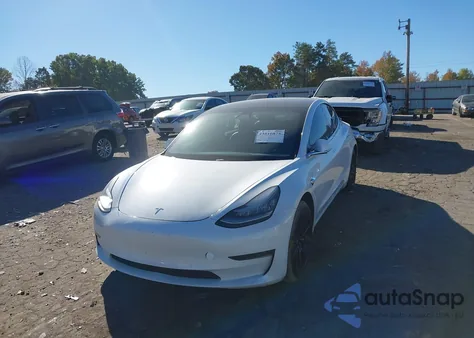 2020 Tesla Model 3 Standard Range Plus Rear-Wheel Drive/Standard Range Rear-Wheel Drive из США, поврежденный, VIN 5YJ3E1EA3LF737656